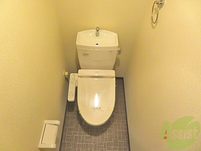 プレサンス南森町駅前のトイレ写真