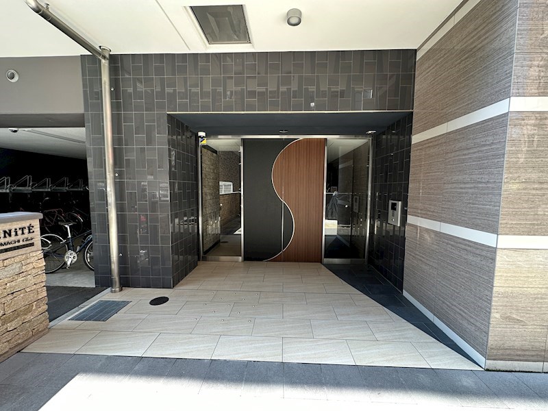 セレニテ神戸元町クレアの外観写真