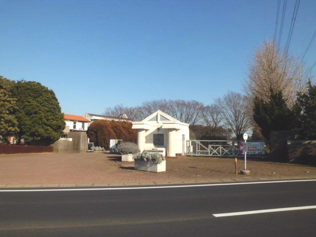中学校　高崎中学校（中学校）まで4700m
