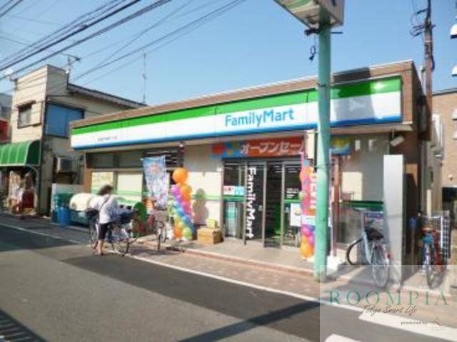コンビニ　ファミリーマート西蒲田大城通り入口店（コンビニ）まで212m