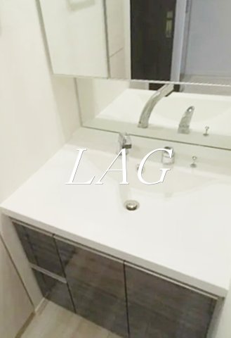 洗面設備　独立洗面台です。