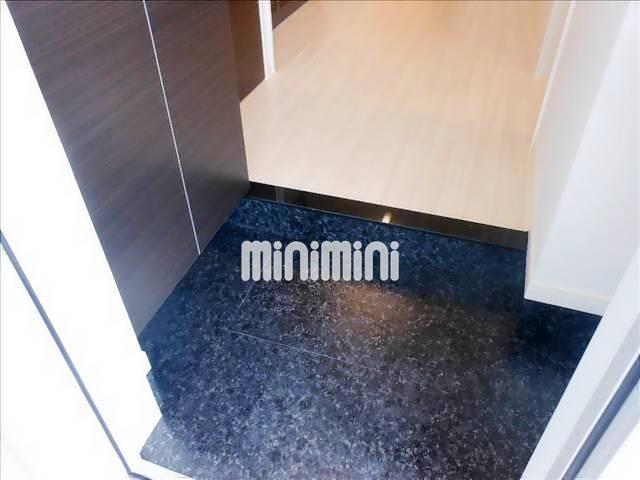 居室・リビング　明るいお部屋です