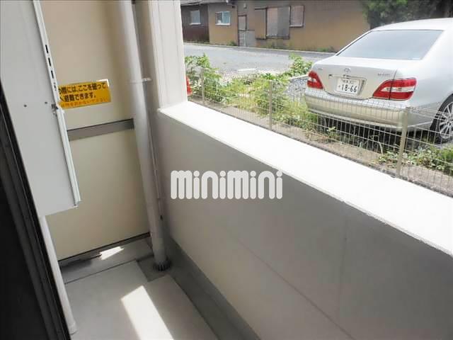洗面設備　独立洗面化粧台です