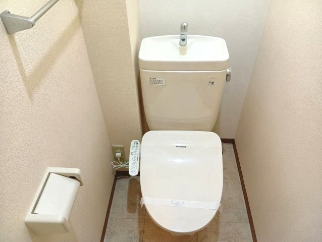 トイレ　ゆったりとした空間のトイレです