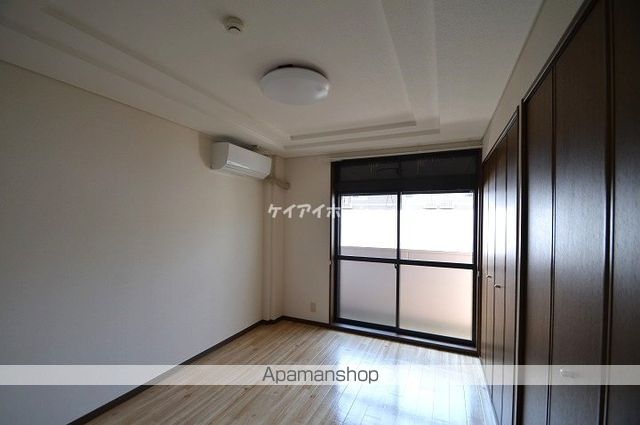 ＪＲ山陽本線 倉敷駅 バス乗車時間：10分 最寄りバス停で下車 徒歩2分 2階建 築27年の内装写真