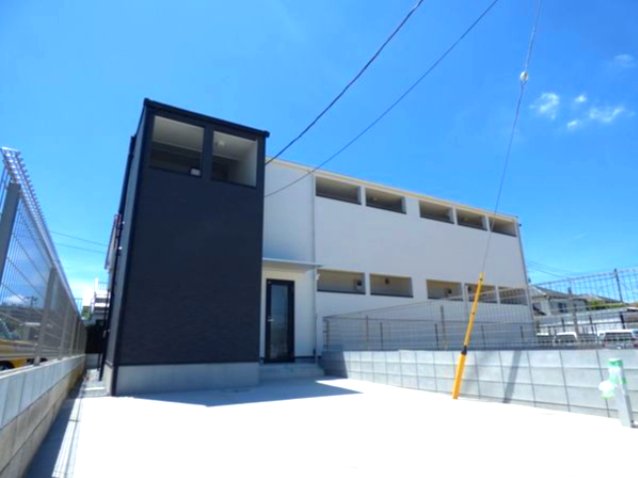ＪＲ内房線 浜野駅 徒歩5分 築8年