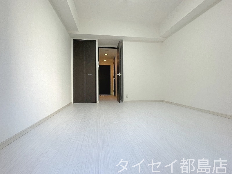 ＪＲ大阪環状線 京橋駅 徒歩3分 15階建 築21年の居間写真