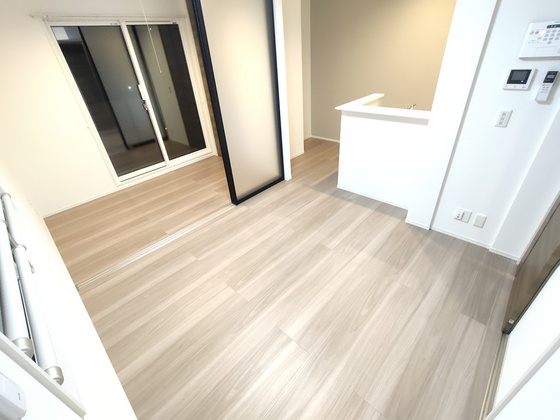 居室・リビング　※別部屋の写真です