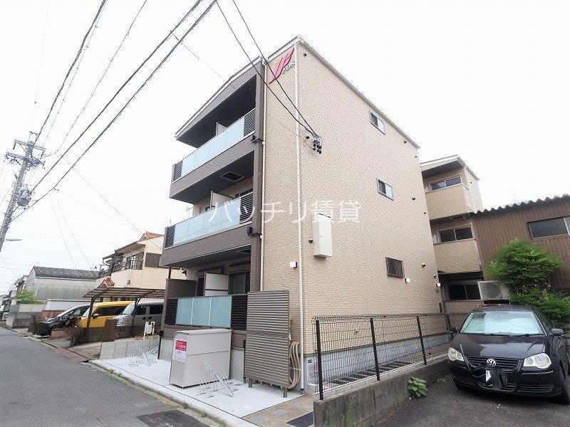地下鉄東山線 本陣駅 徒歩8分 築2年