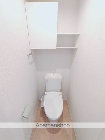 ＪＲ東海道本線 岸辺駅 徒歩7分 3階建 築8年のトイレ写真