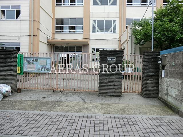 小学校　足立区立梅島第二小学校（小学校）まで456m