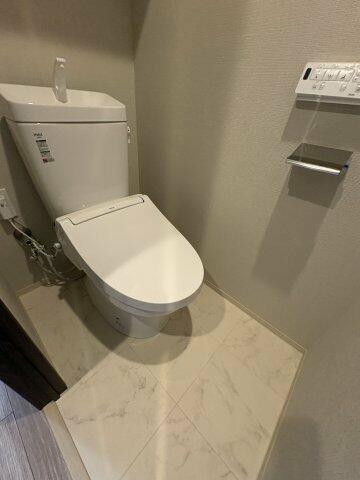 東急目黒線 武蔵小山駅 徒歩14分 5階建 築2年のトイレ写真