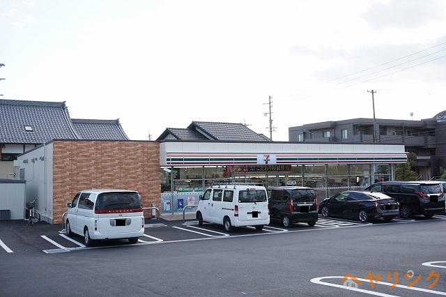 コンビニ　セブンイレブン（コンビニ）まで450m