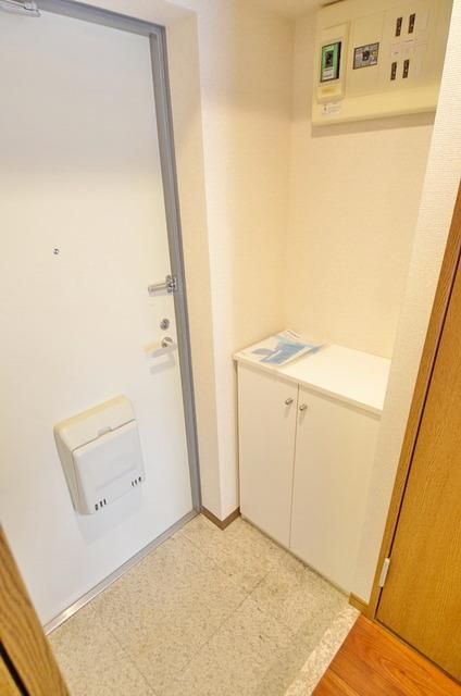 玄関　★お部屋探しは株式会社タウンハウジング東京まで★