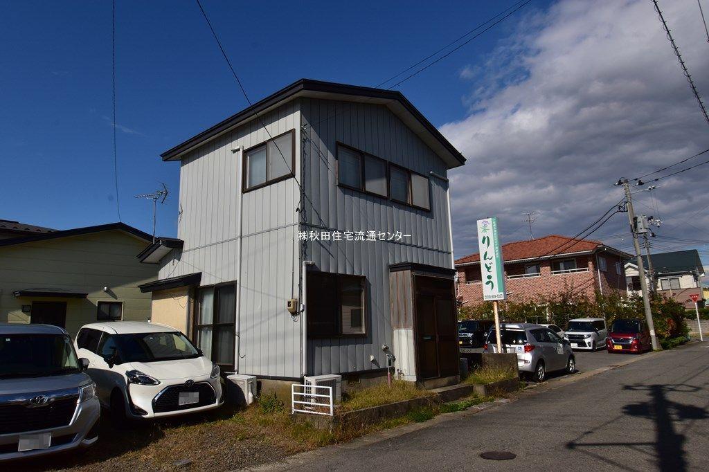 ＪＲ奥羽本線 秋田駅 バス乗車時間：22分 最寄りバス停で下車 徒歩11分 築42年