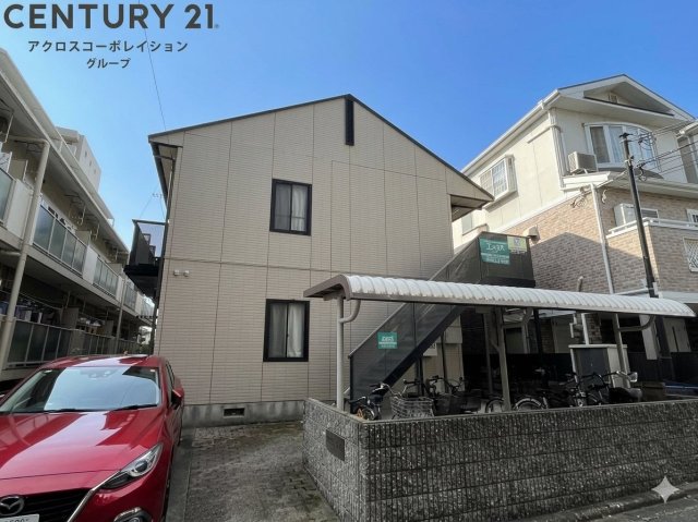 建物外観　敷地内にc敷地内に駐輪場あります！