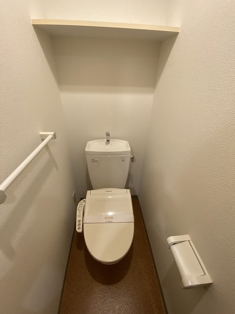 東京メトロ東西線 南行徳駅 徒歩9分 6階建 築24年のトイレ写真