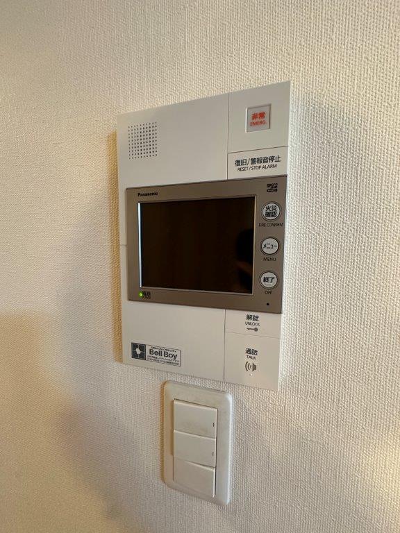 セキュリティ　モニター付インターホン