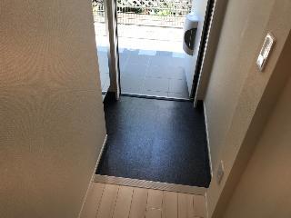 山陽電鉄本線 尾上の松駅 徒歩16分 2階建 築6年の玄関写真