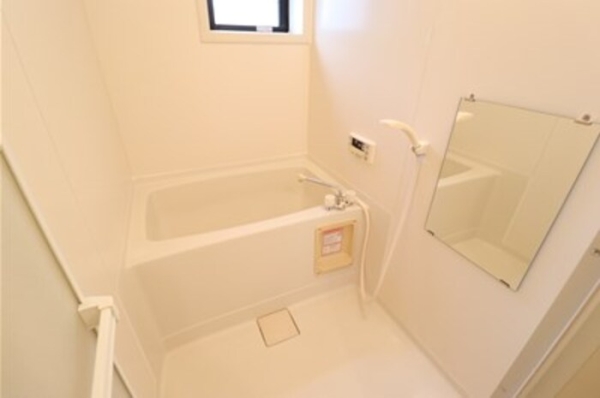 トイレ　同建物別部屋写真