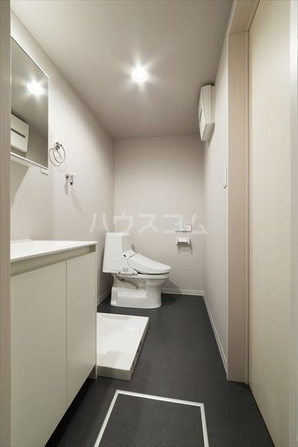 CLOVERのトイレ写真