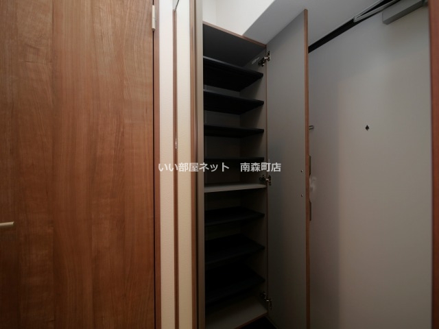 ACT DOORS 天六の内装写真