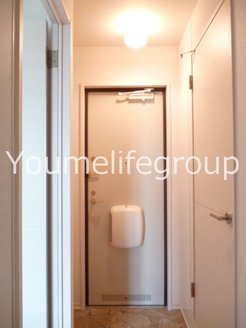 玄関　反転タイプ