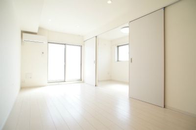 リブリ・小町の居間写真