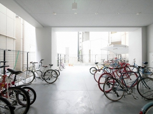 駐車場　駐輪場