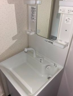 洗面設備　脱衣スペースもあります
