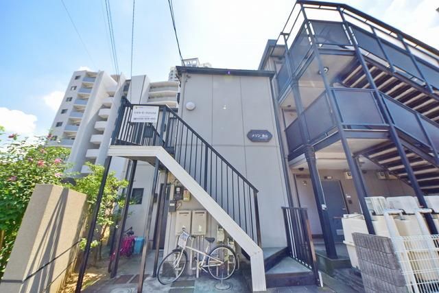メゾン金山の外観写真