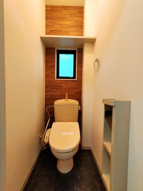 メゾン金山のトイレ写真