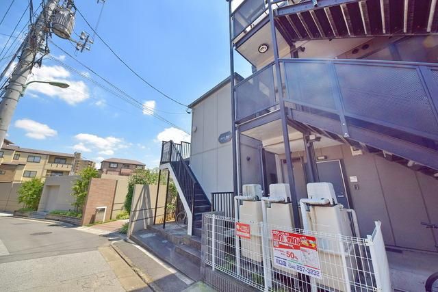 メゾン金山の外観写真