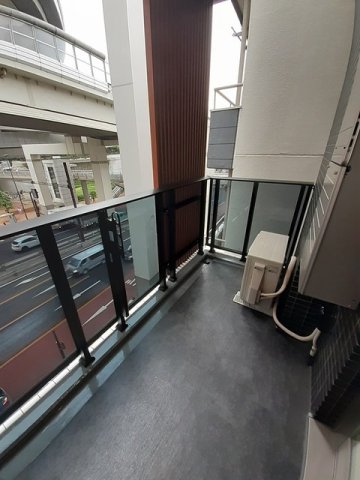 バルコニー　広々としたバルコニーです