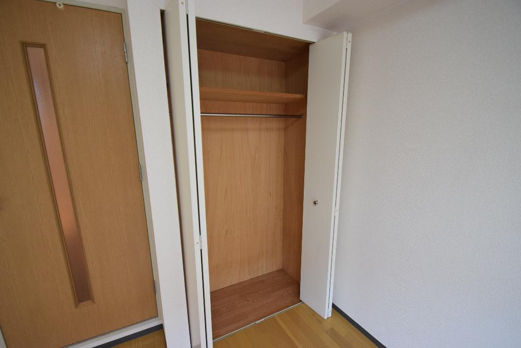 収納　クローゼット