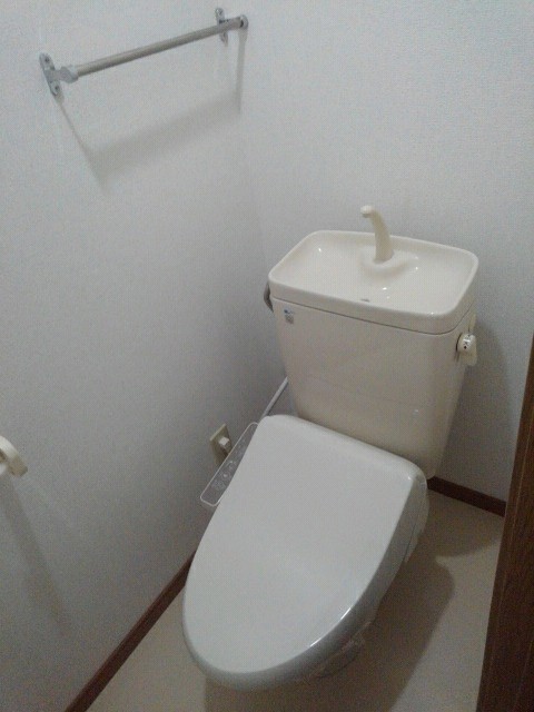 トイレ　ゆったりとした空間のトイレです