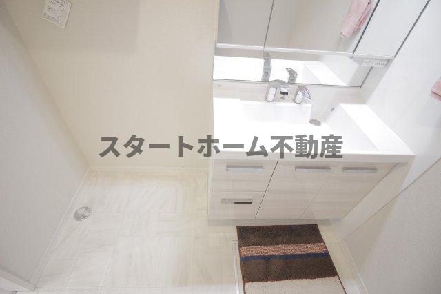 洗面設備　忙しい朝には欠かせない洗面所です