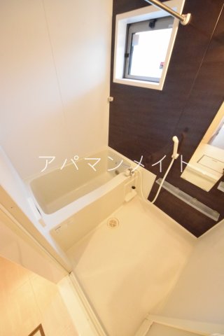 バス・シャワールーム　追い焚き付きです！
