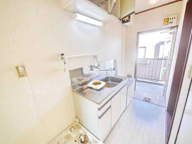 キッチン　★お部屋探しは株式会社タウンハウジング東京まで★