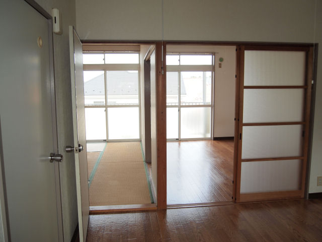 田中ハイツの居間写真