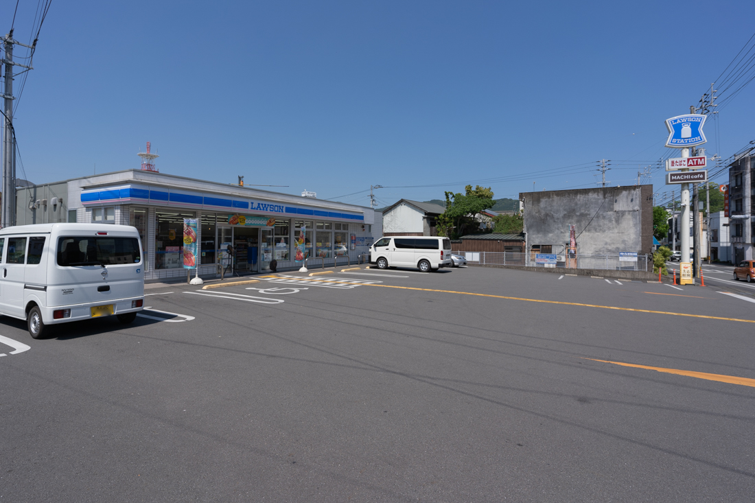 コンビニ　ローソン四万十中村大橋通二丁目店（コンビニ）まで2374m