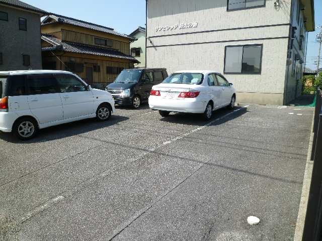 【サンビレッジ長太の浦の駐車場】