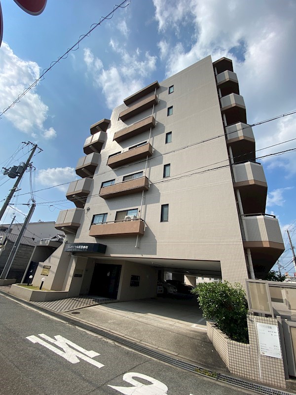 姫路市幸町のマンションの建物外観