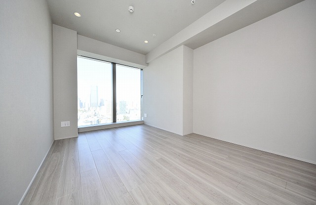 居室・リビング　内観1