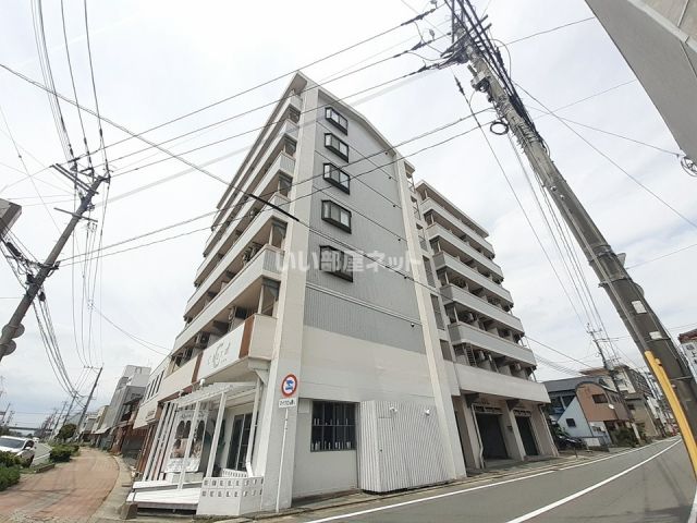 グランカーサ大牟田駅の建物外観
