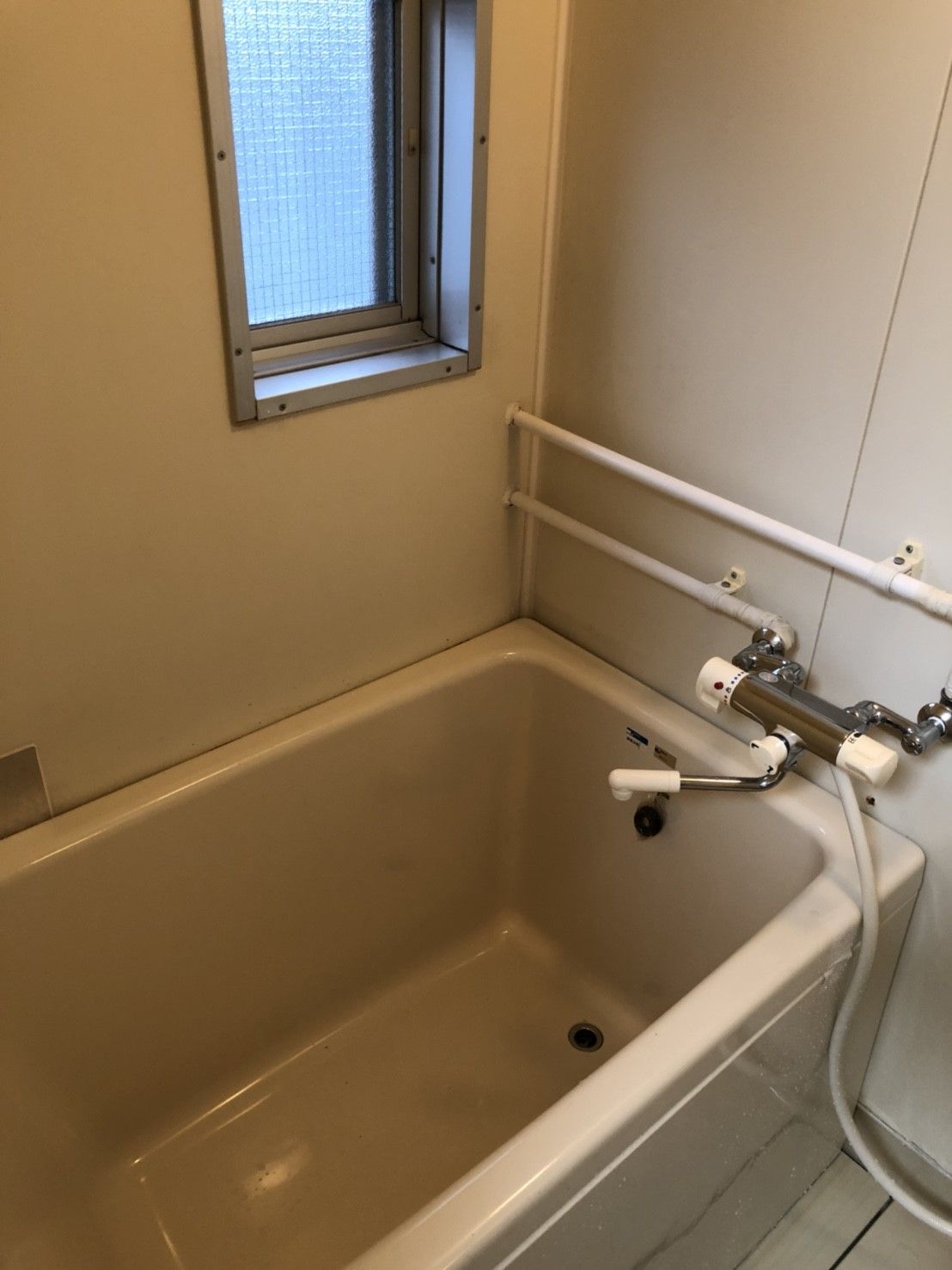 バス・シャワールーム　同建物別部屋現況優先 現況優先。