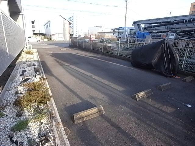 【イノセンスの駐車場】