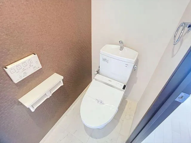 フォレスト金沢西泉のトイレ写真