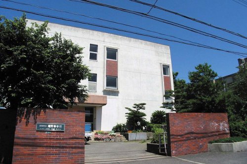 【阪南市尾崎町のアパートの中学校】