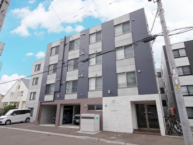 建物外観　☆物件名【Ｌａｖｅｎｄｅｒ　Ｔｅｒｒａｃｅ】です！